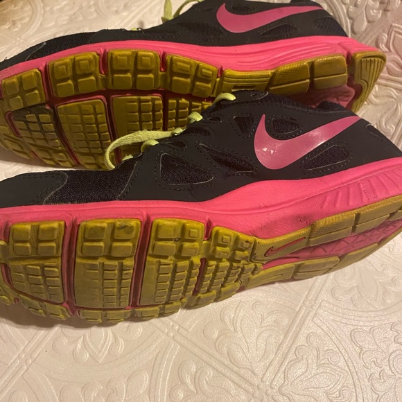 Nike Revolution 2 - Picture 6 of 6